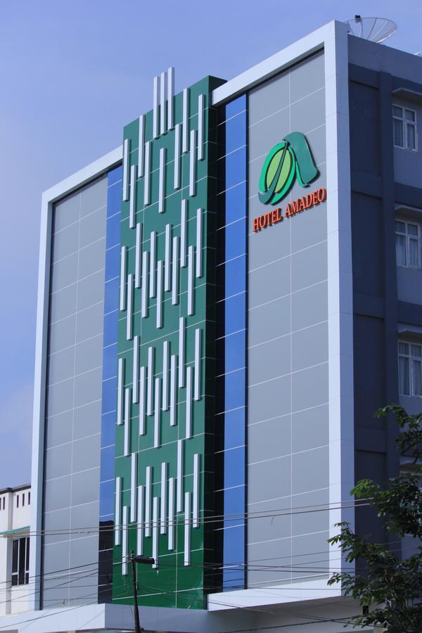 Amadeo Hotel Duri Esterno foto